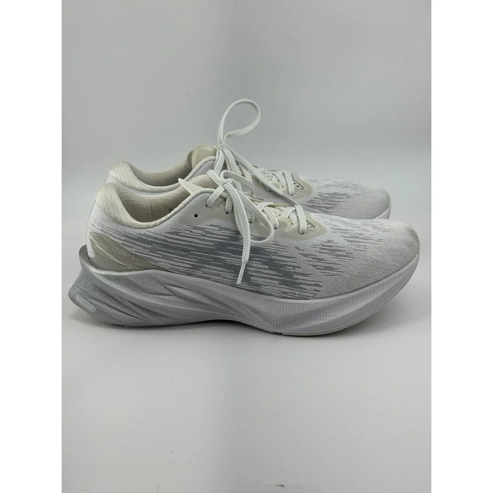 Asics Novablast 3 Running Shoes Women's White Piedmont Grey 1012B288 Size 11
